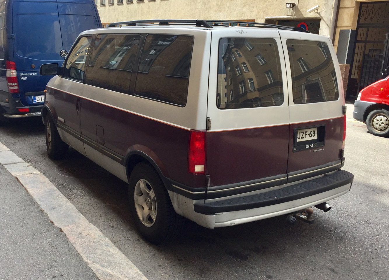 GMC Safari las especificaciones técnicas y el consumo de combustible